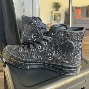 CHUCK TAYLOR Black Sparkly Chucks
